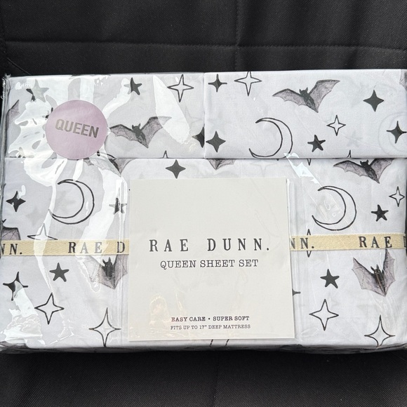 HTF Rae Dunn Halloween Bats Queen Sheet Set - Picture 1 of 7